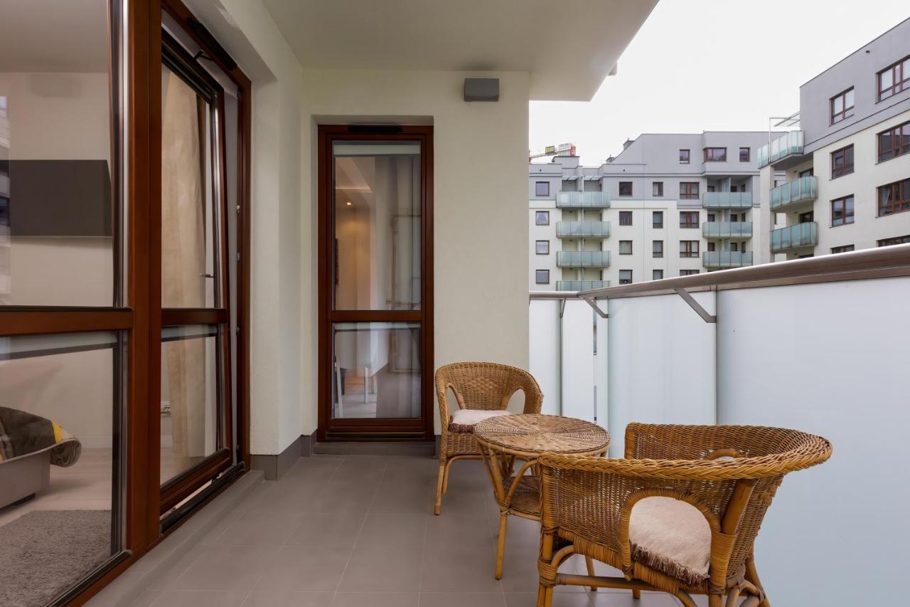 Apartments Warsaw Gieldowa 4 By Noclegi Renters Luaran gambar