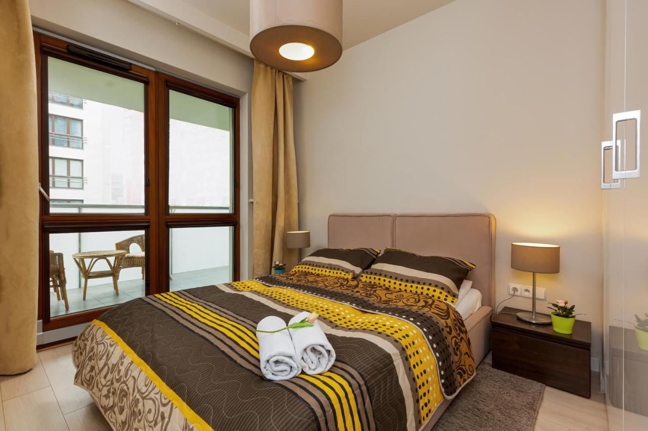 Apartments Warsaw Gieldowa 4 By Noclegi Renters Luaran gambar