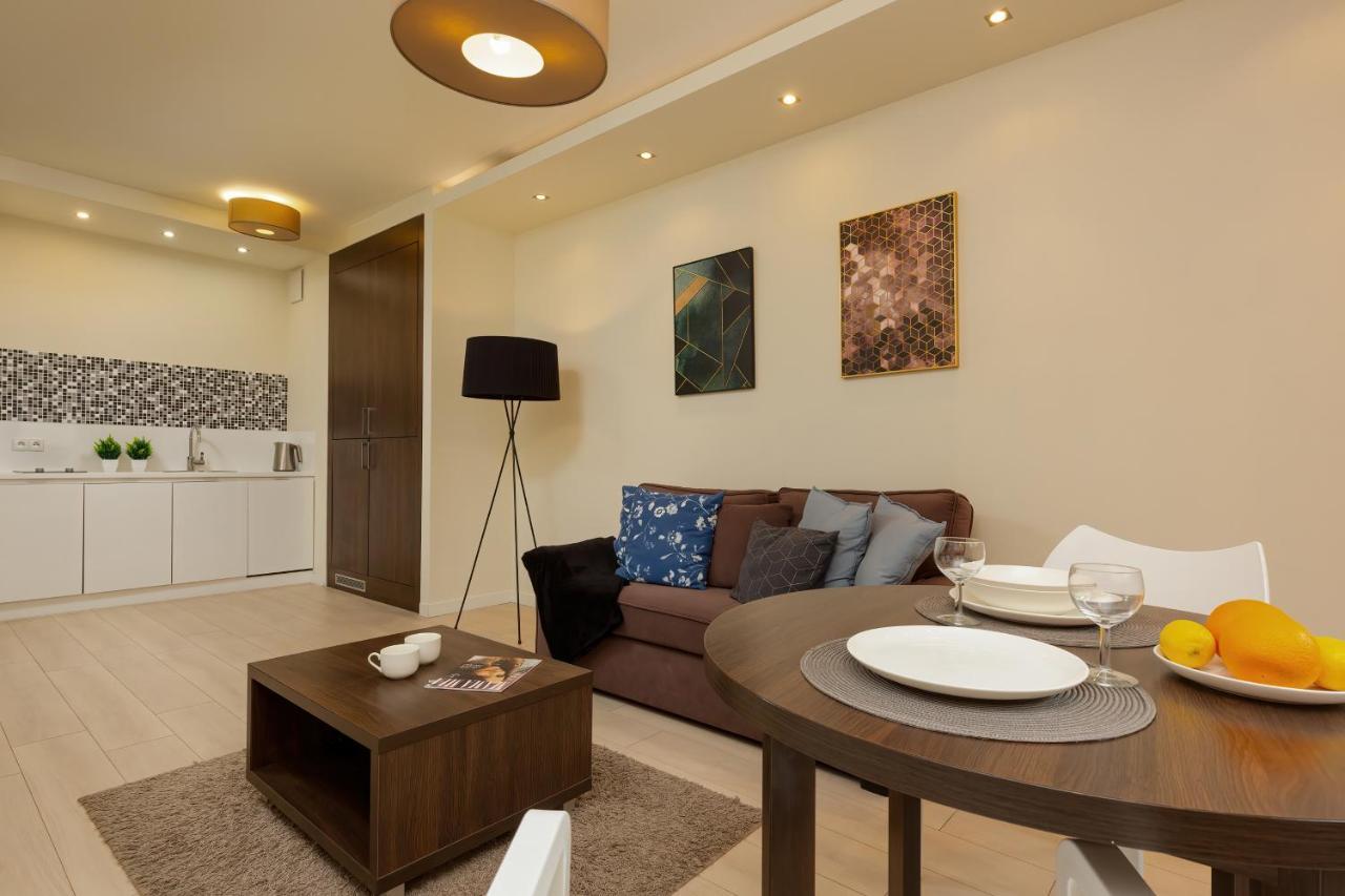 Apartments Warsaw Gieldowa 4 By Noclegi Renters Luaran gambar