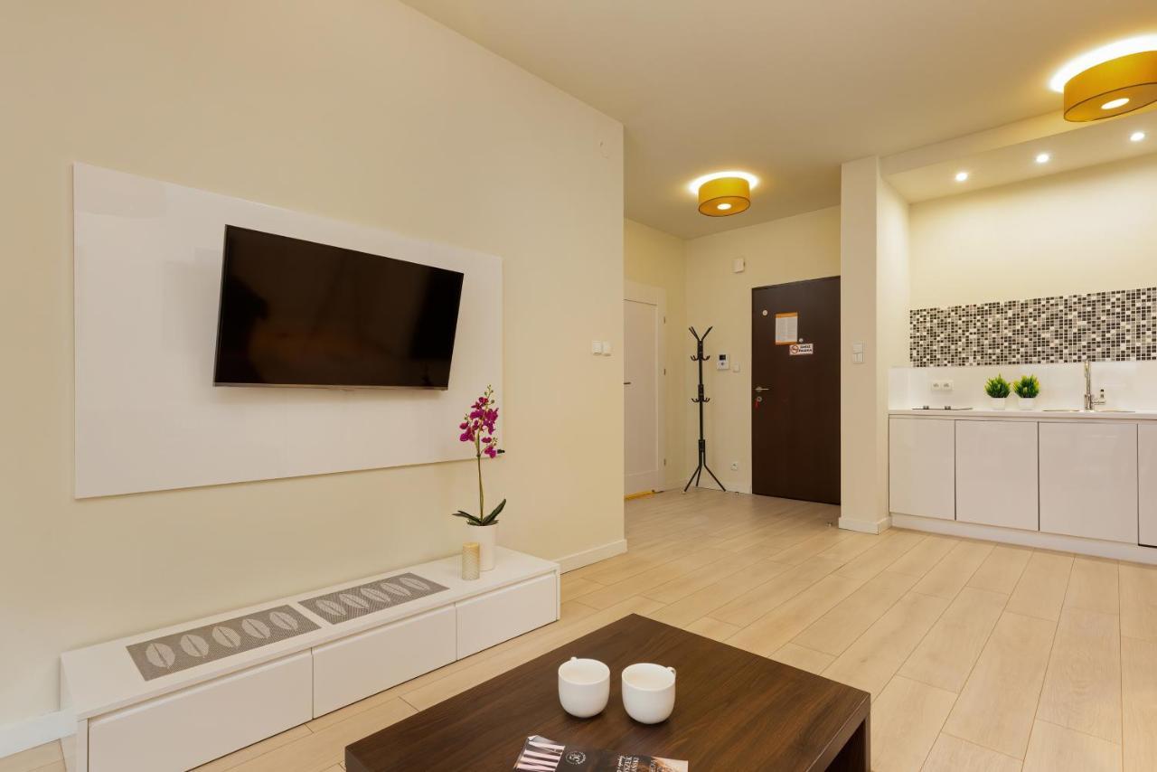Apartments Warsaw Gieldowa 4 By Noclegi Renters Luaran gambar